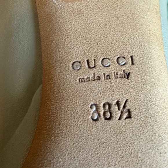 🍾💟🥂AUTHENTIC GUCCI Leather Platform tan/cream Pumps - Great Condition!🍾🥂 - Picture 12 of 16